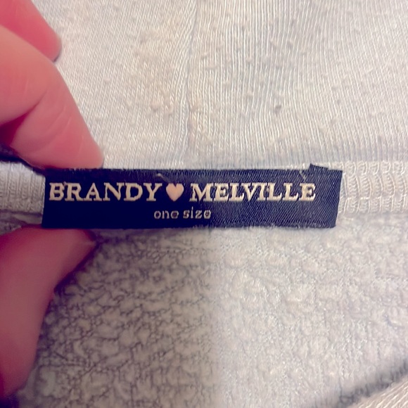 Brandy Melville Hoodie - Picture 3 of 6